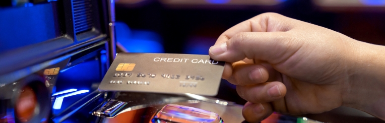 Tasmania: Bring back cashless gambling cards